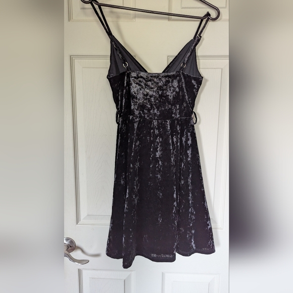 Black Dress, Fit And Flair, Velvet - Picture 2 of 2